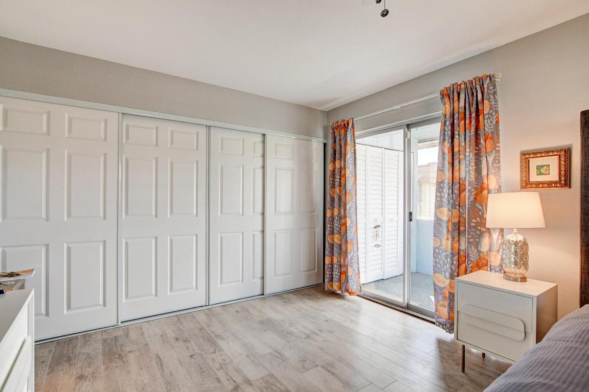 KINGS POINT - Residential