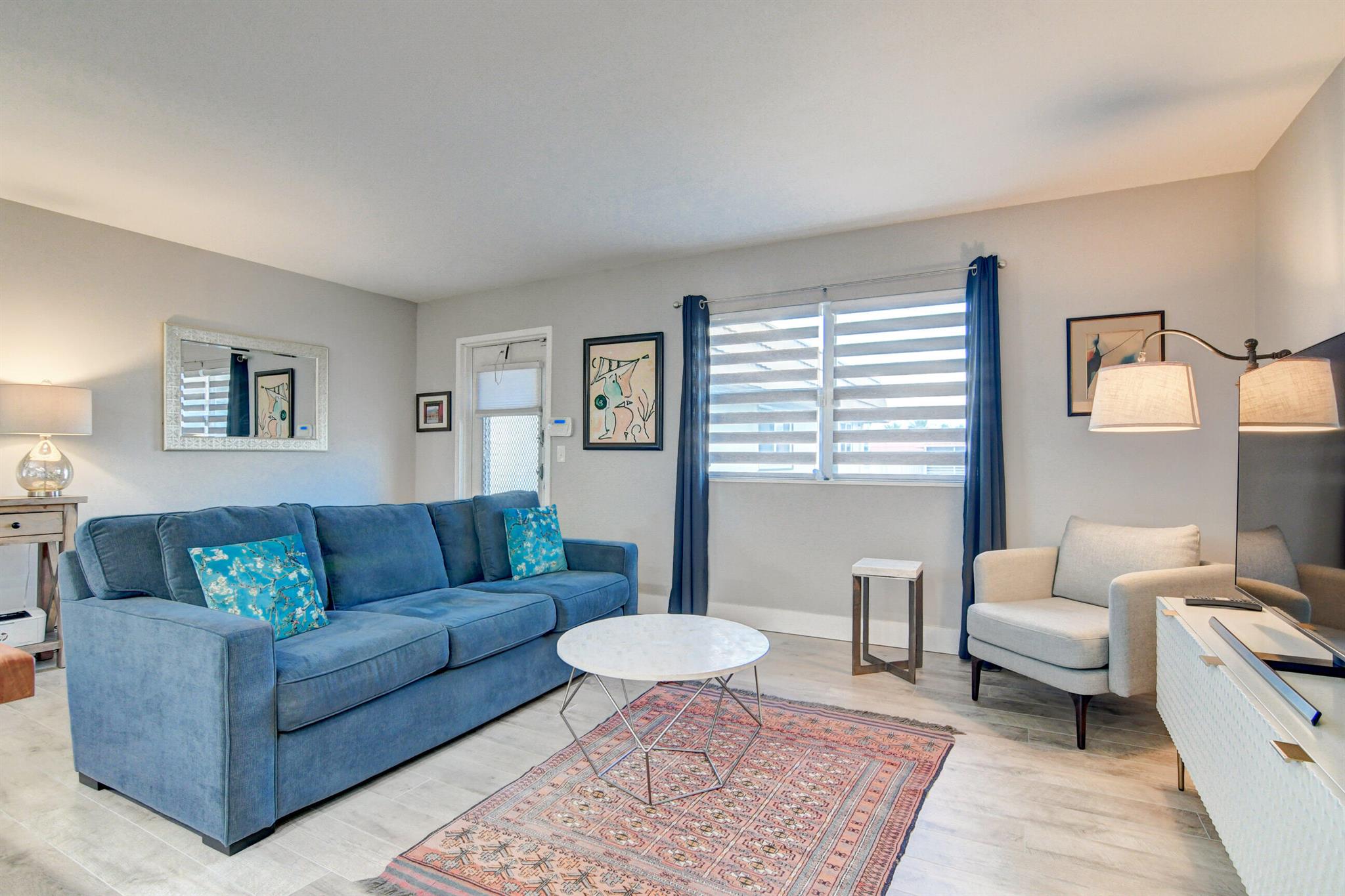 KINGS POINT - Residential