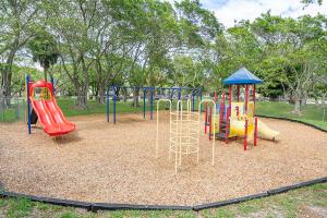 CYPRESS BEND CONDOMINIUM - Residential Lease