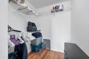 CYPRESS BEND CONDOMINIUM - Residential Lease