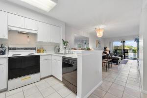 CYPRESS BEND CONDOMINIUM - Residential Lease