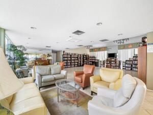 CYPRESS BEND CONDOMINIUM - Residential Lease