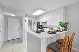 CYPRESS BEND CONDOMINIUM - Residential Lease