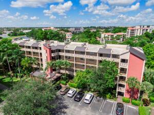 CYPRESS BEND CONDOMINIUM - Residential Lease
