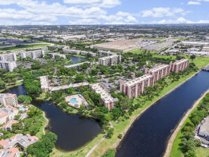 CYPRESS BEND CONDOMINIUM - Residential Lease