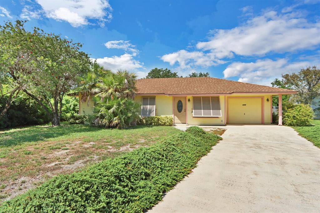 Photo of 8758 SE Colony Street, Hobe Sound, FL 33455 (MLS # R10743291)