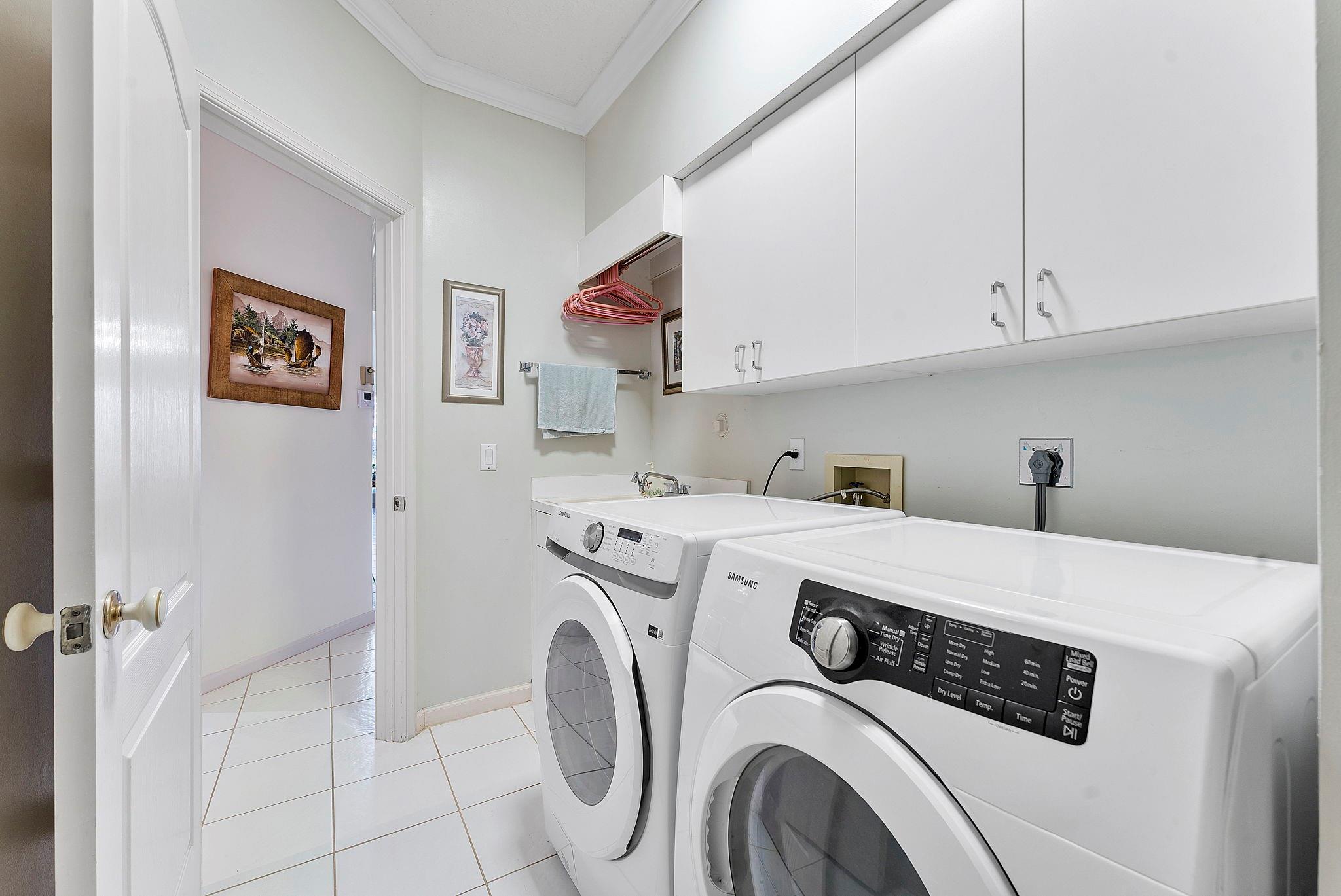 FAIRFIELDS LACUNA 6 - Residential