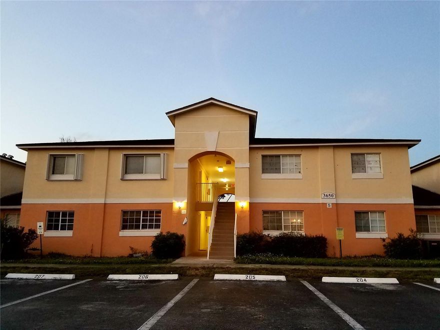 A true 1/1 in Lakewood at Emerald Hills Hollywood. This is a beautiful 2nd floor condo that overlooks the lake and that awesome guitar. Totally renovated and modern. All stainless appliances, quartz countertops, vaulted ceilings , laminate floors , washer/dryer stack, fans, linen closet and a huge 10x5 walk in closet in the bedroom. Pool, gym and tennis are some of the activities available in this gated community. Schools, shopping , transportation and restaurants all close by. The unit is sparkling clean. Watch the planes take off and land from your window. See it today. You'll love it NO PETS PER OWNER  approval is quick..  Welcome home to Lakewood in Hollywood.