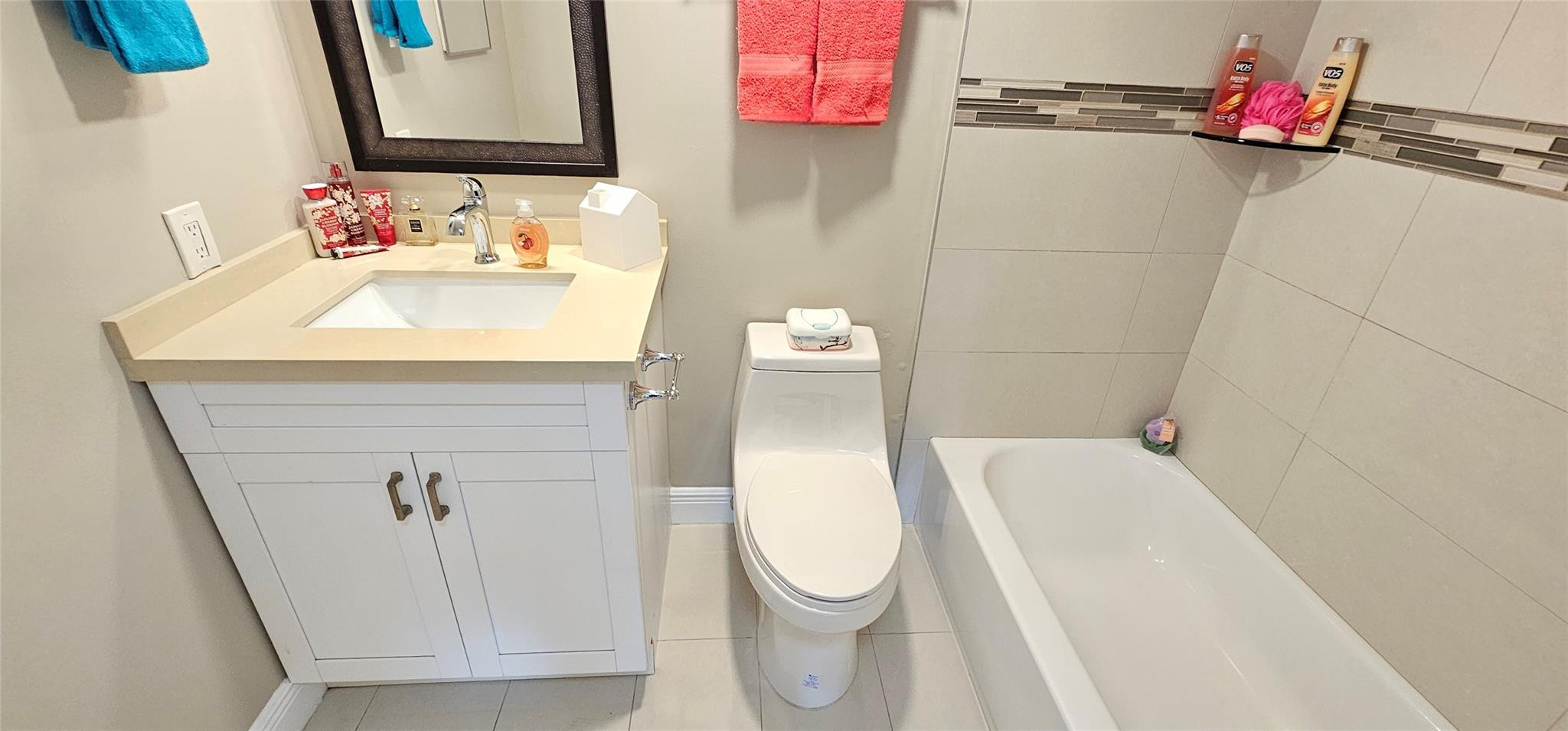 Lakewood At Emerald Hills - Residential Lease