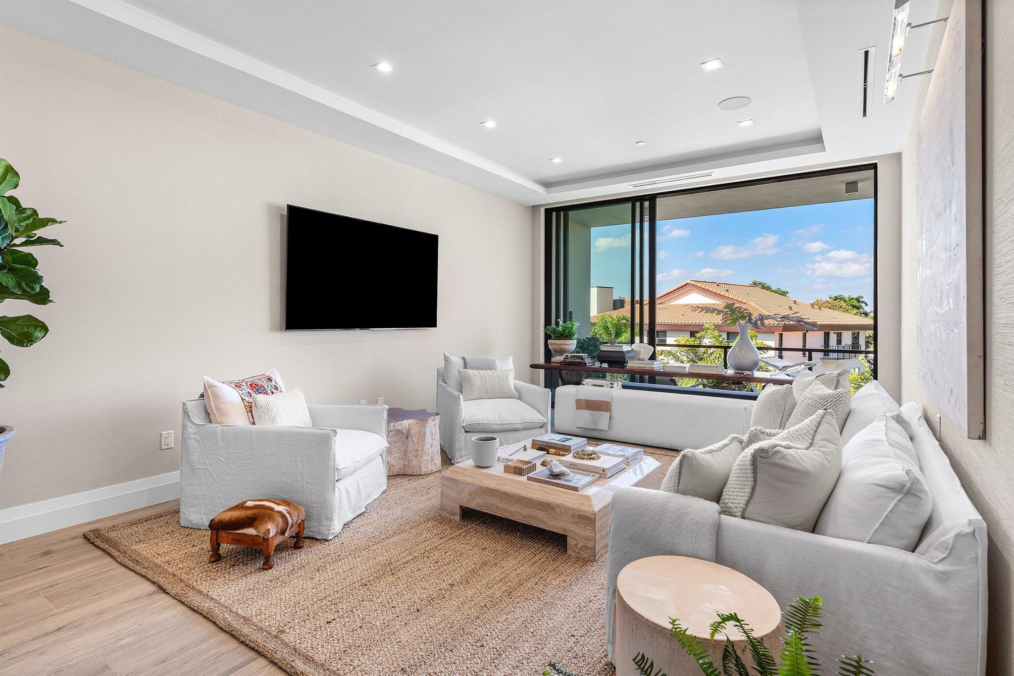 1177 MODERNE CONDO - Residential