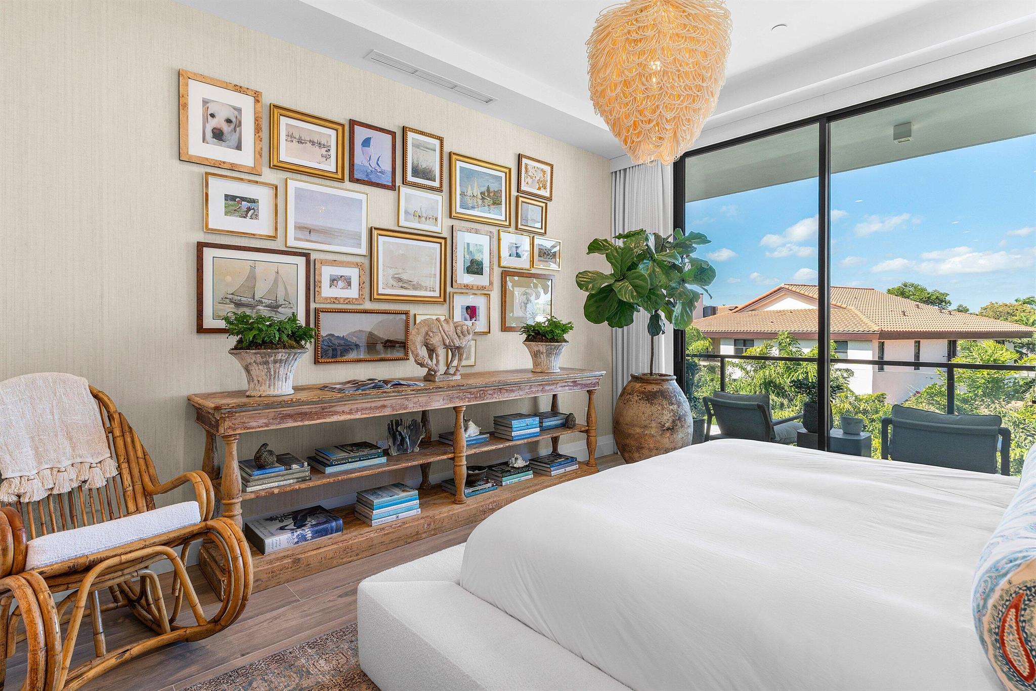 1177 MODERNE CONDO - Residential