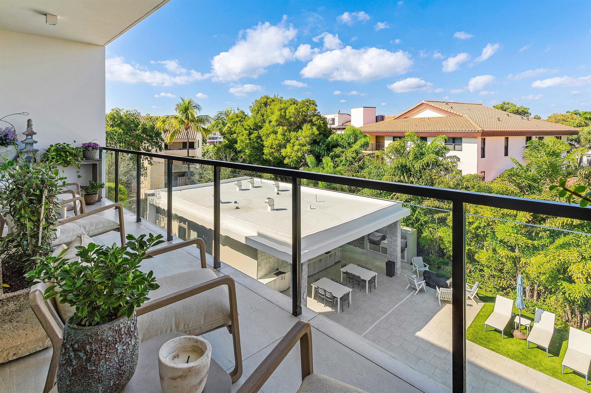 1177 MODERNE CONDO - Residential