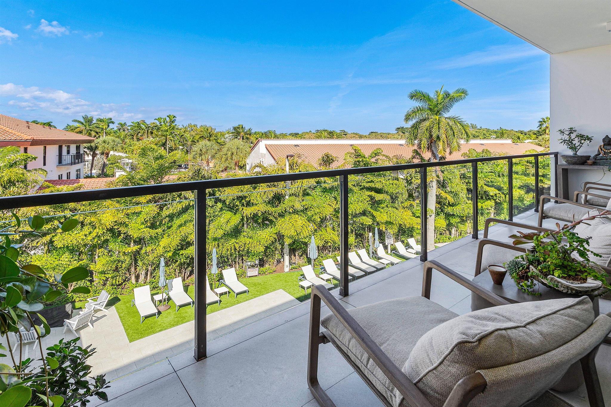 1177 MODERNE CONDO - Residential