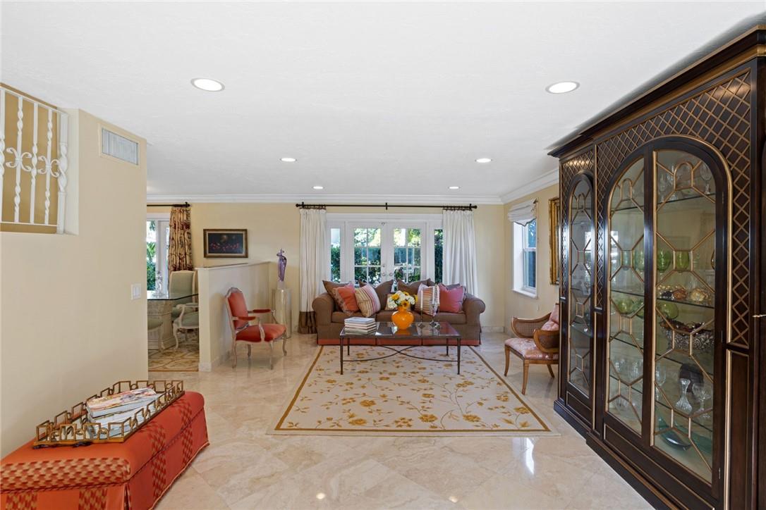 LAUDERDALE SHORES - Residential