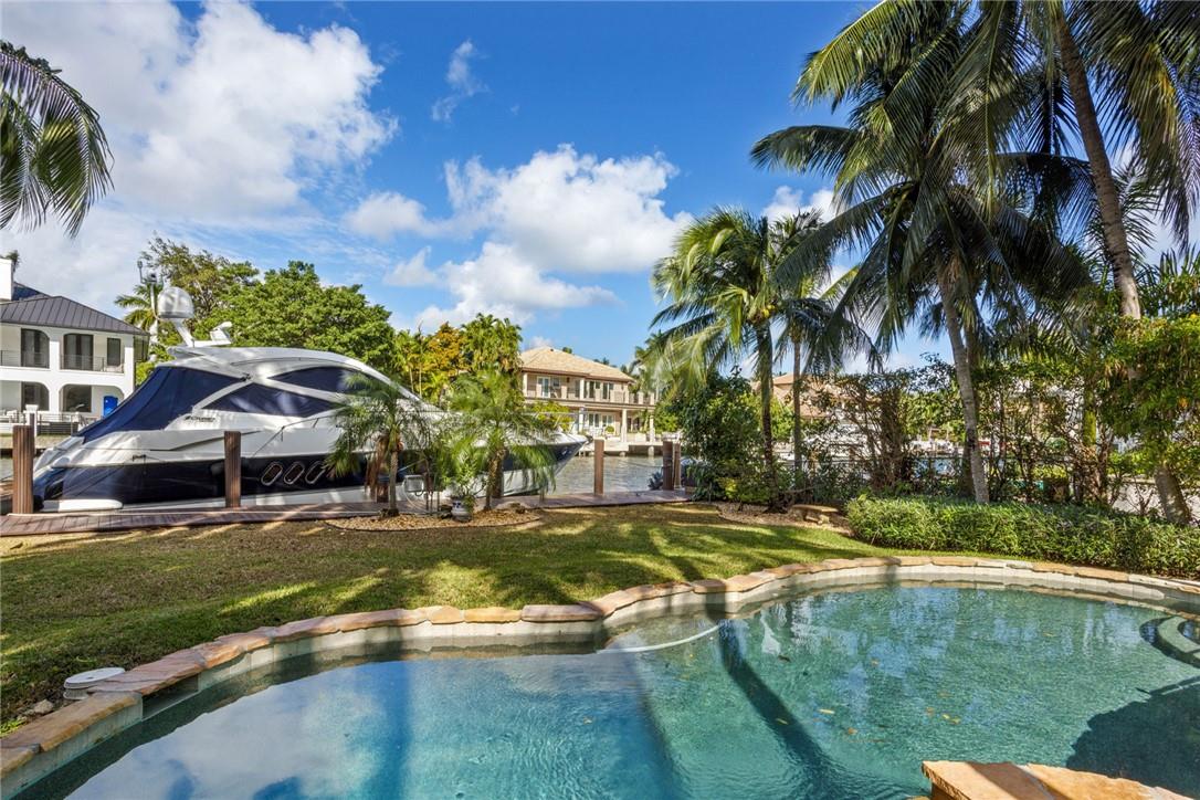 LAUDERDALE SHORES - Residential