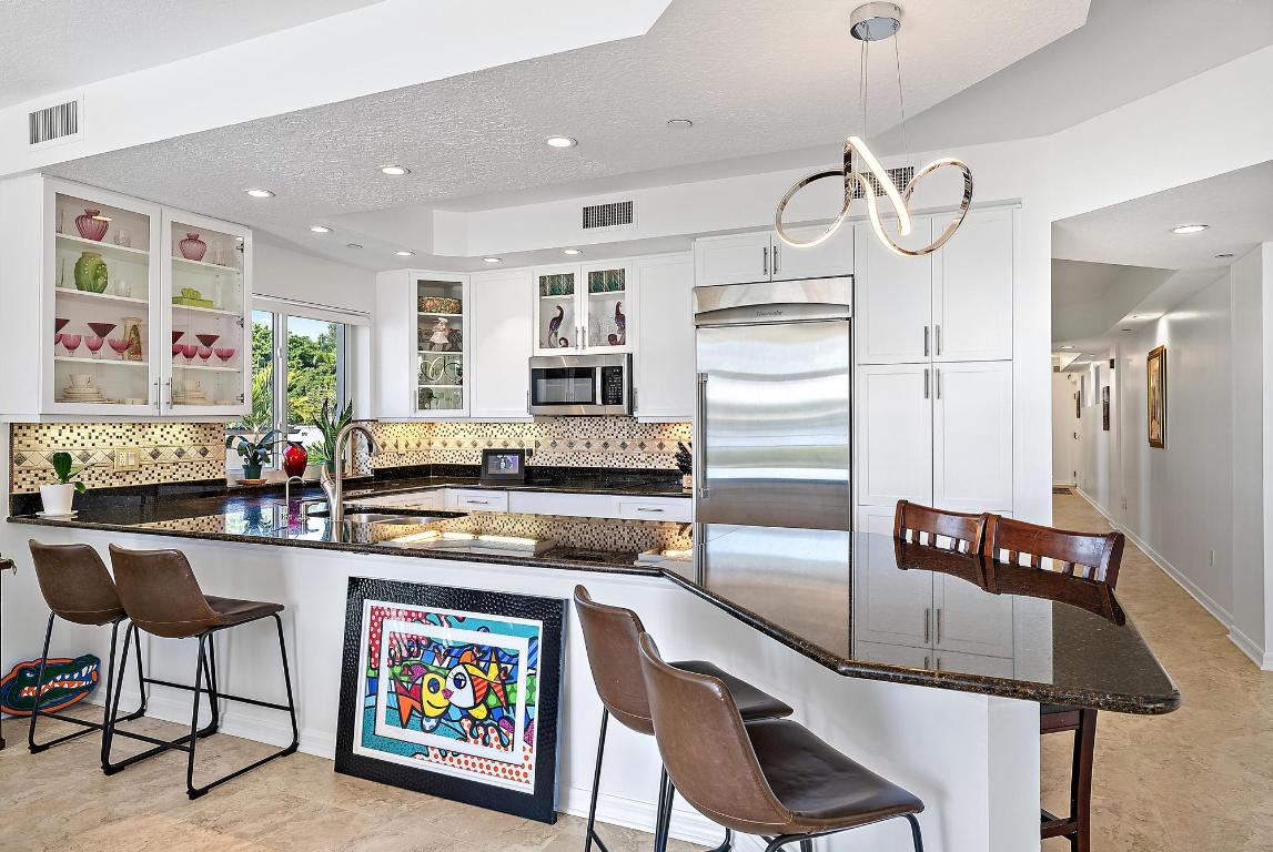 INLET POINTE CONDO - Residential