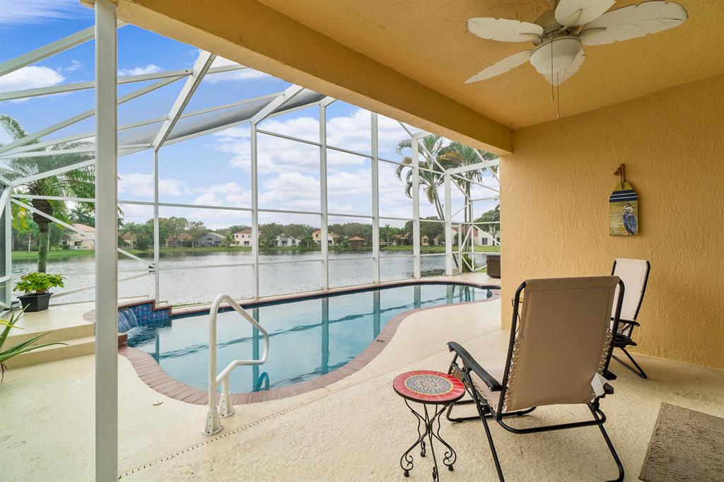 MAYFAIR AT PARKLAND - Residential