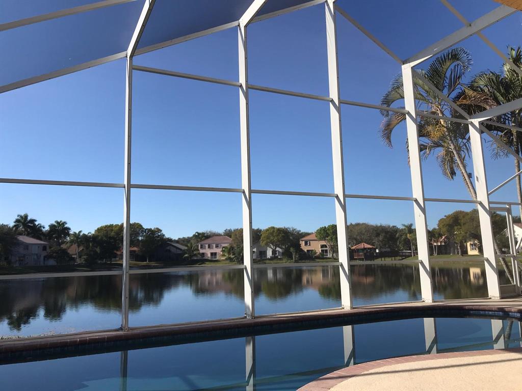 MAYFAIR AT PARKLAND - Residential