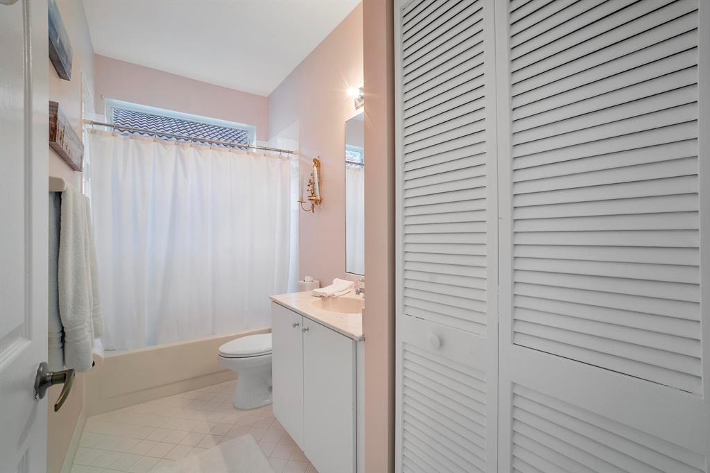 MAYFAIR AT PARKLAND - Residential