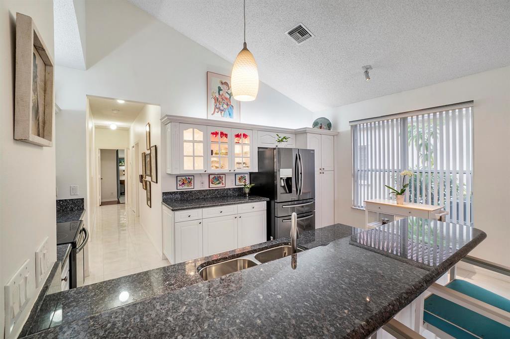 MAYFAIR AT PARKLAND - Residential