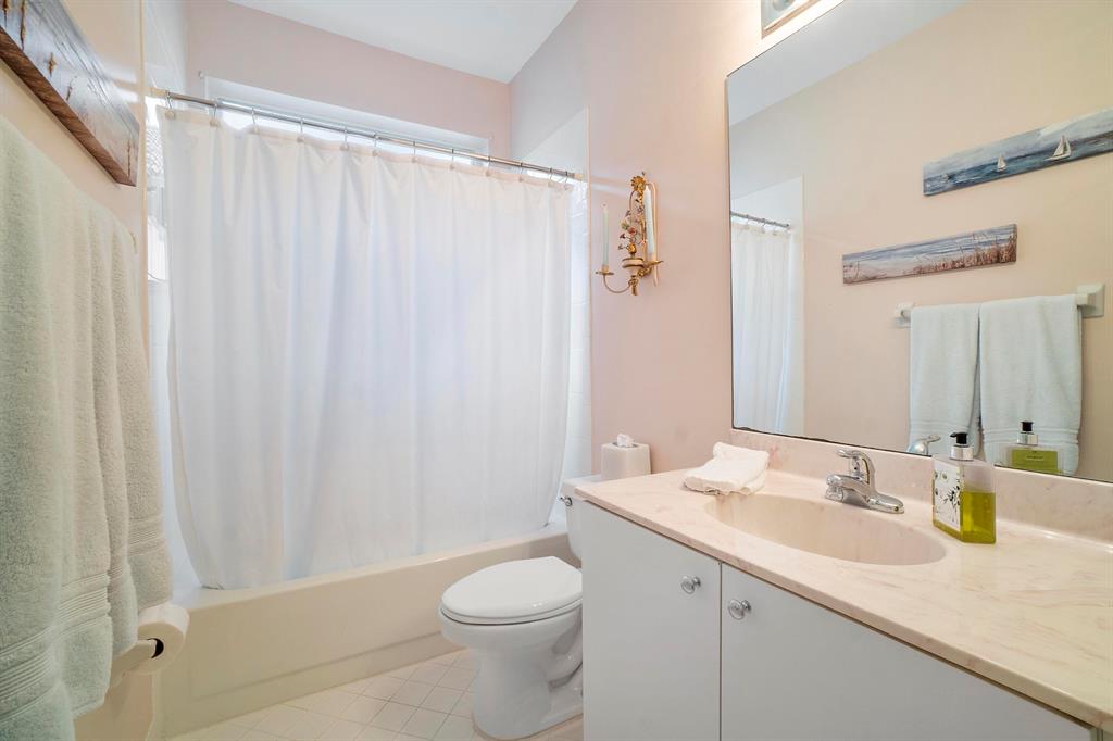 MAYFAIR AT PARKLAND - Residential