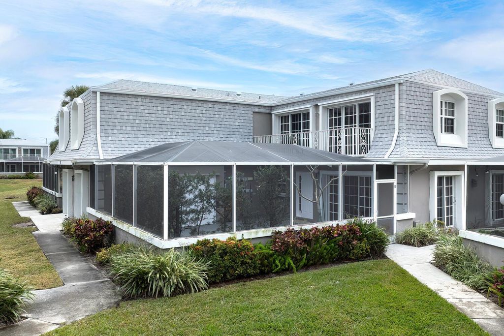 Photo of 1702 Vision Drive, Palm Beach Gardens, FL 33418 (MLS # R10967763)