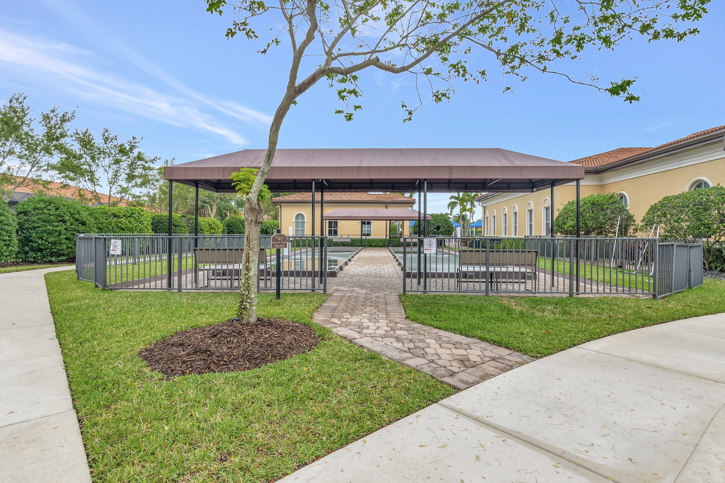 VILLAGGIO RESERVE - Residential