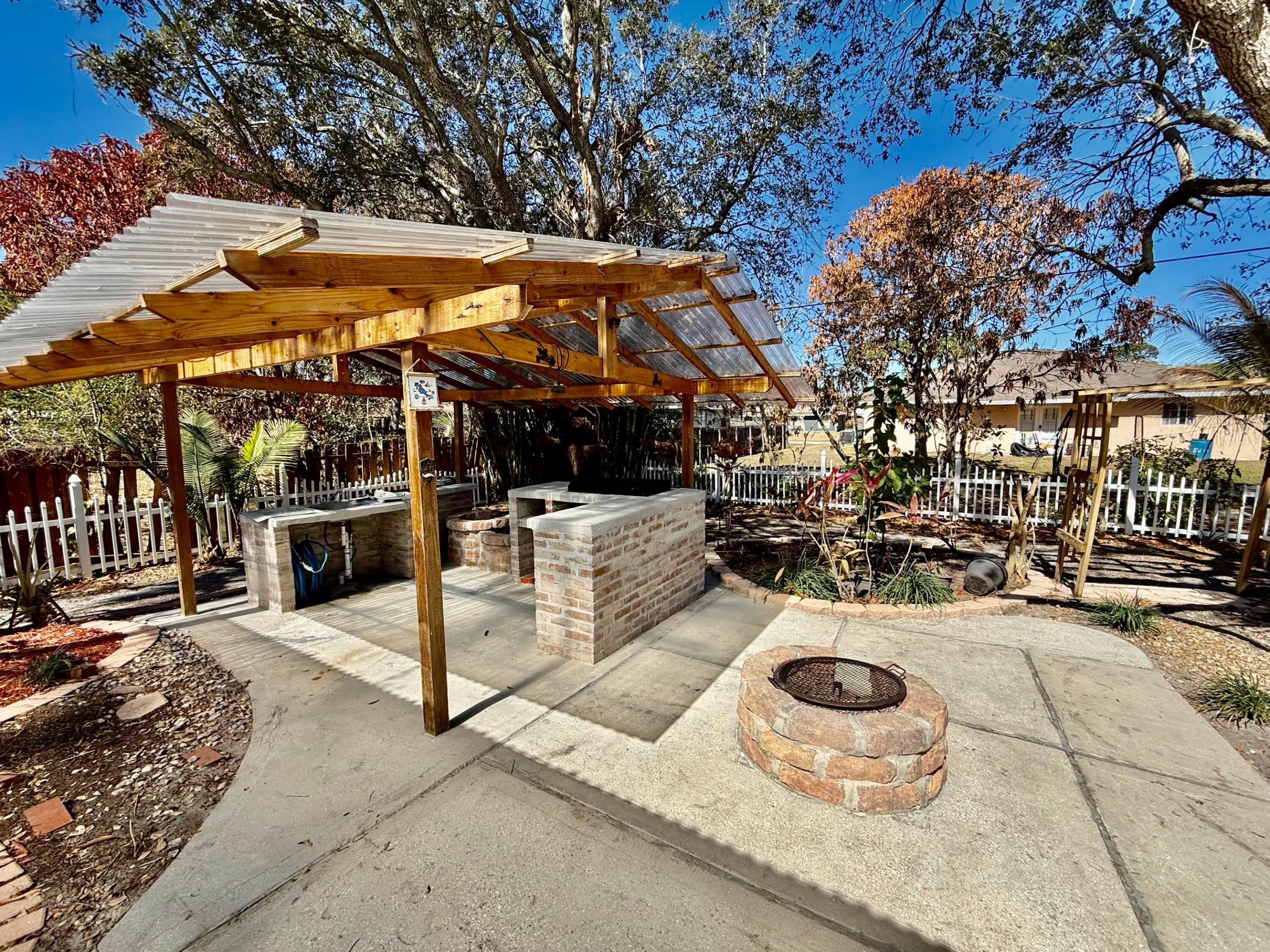 PORT ST LUCIE-SECTION 13 - Residential Lease