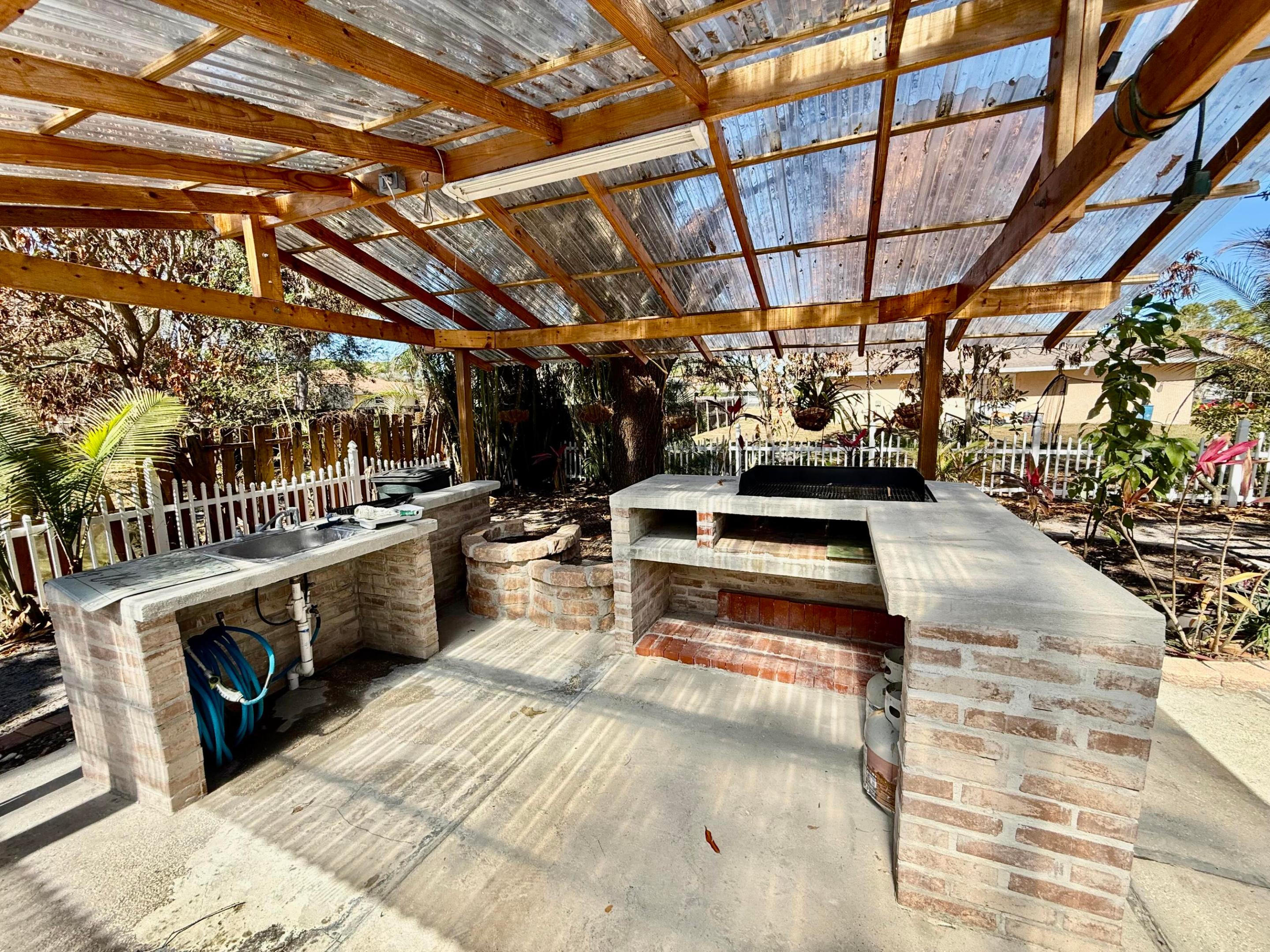 PORT ST LUCIE-SECTION 13 - Residential Lease