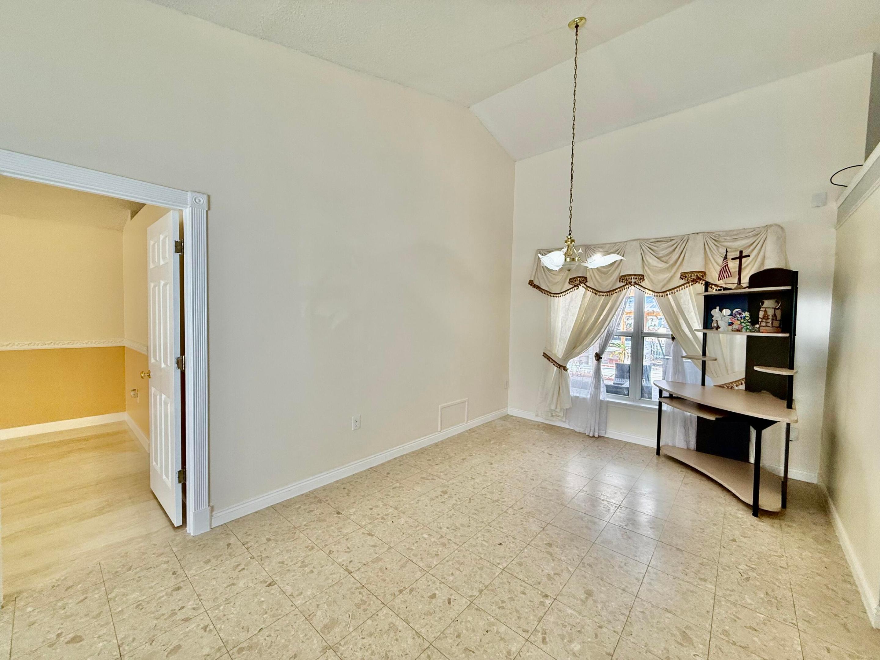 PORT ST LUCIE-SECTION 13 - Residential Lease