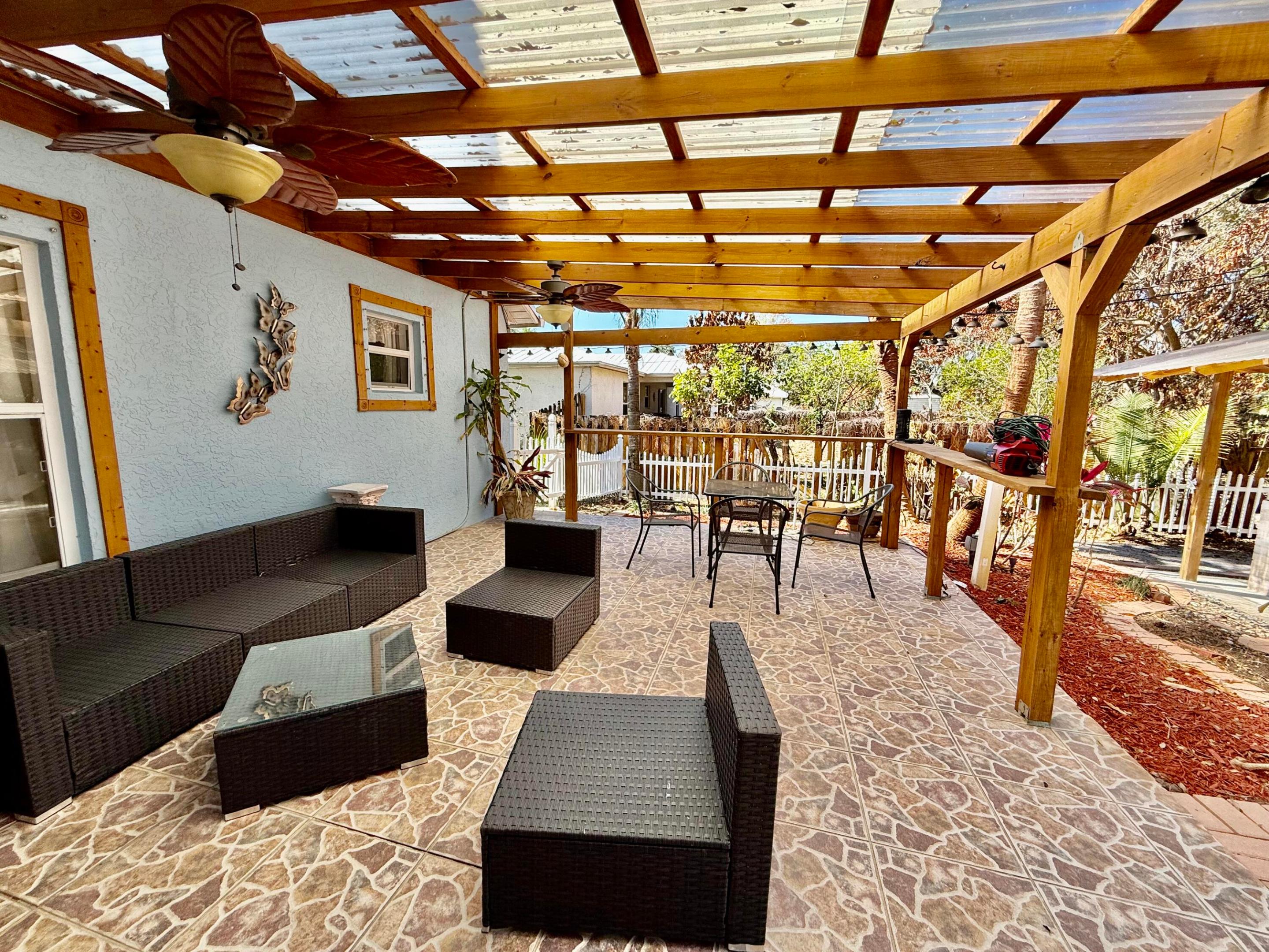 PORT ST LUCIE-SECTION 13 - Residential Lease