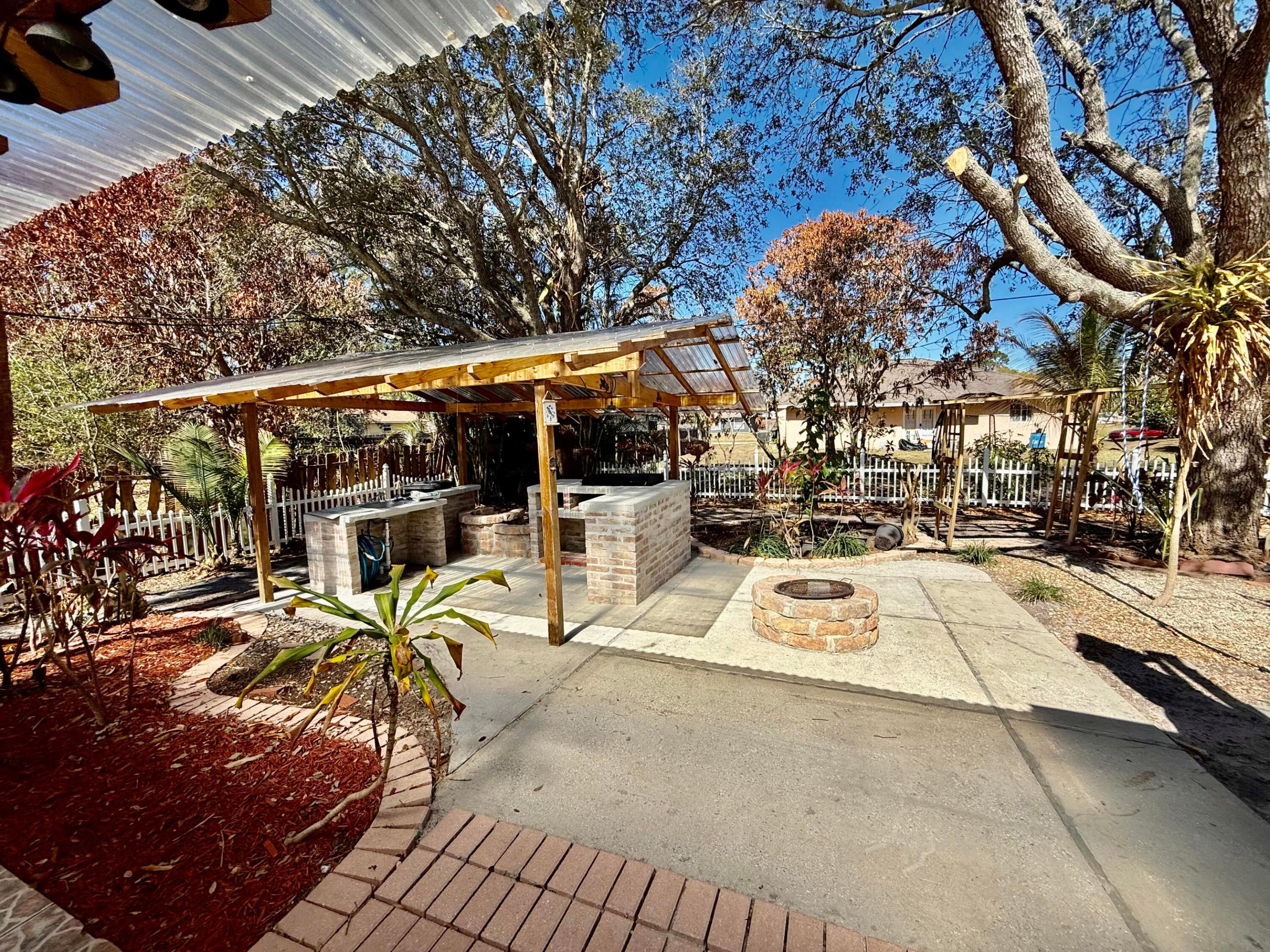 PORT ST LUCIE-SECTION 13 - Residential Lease