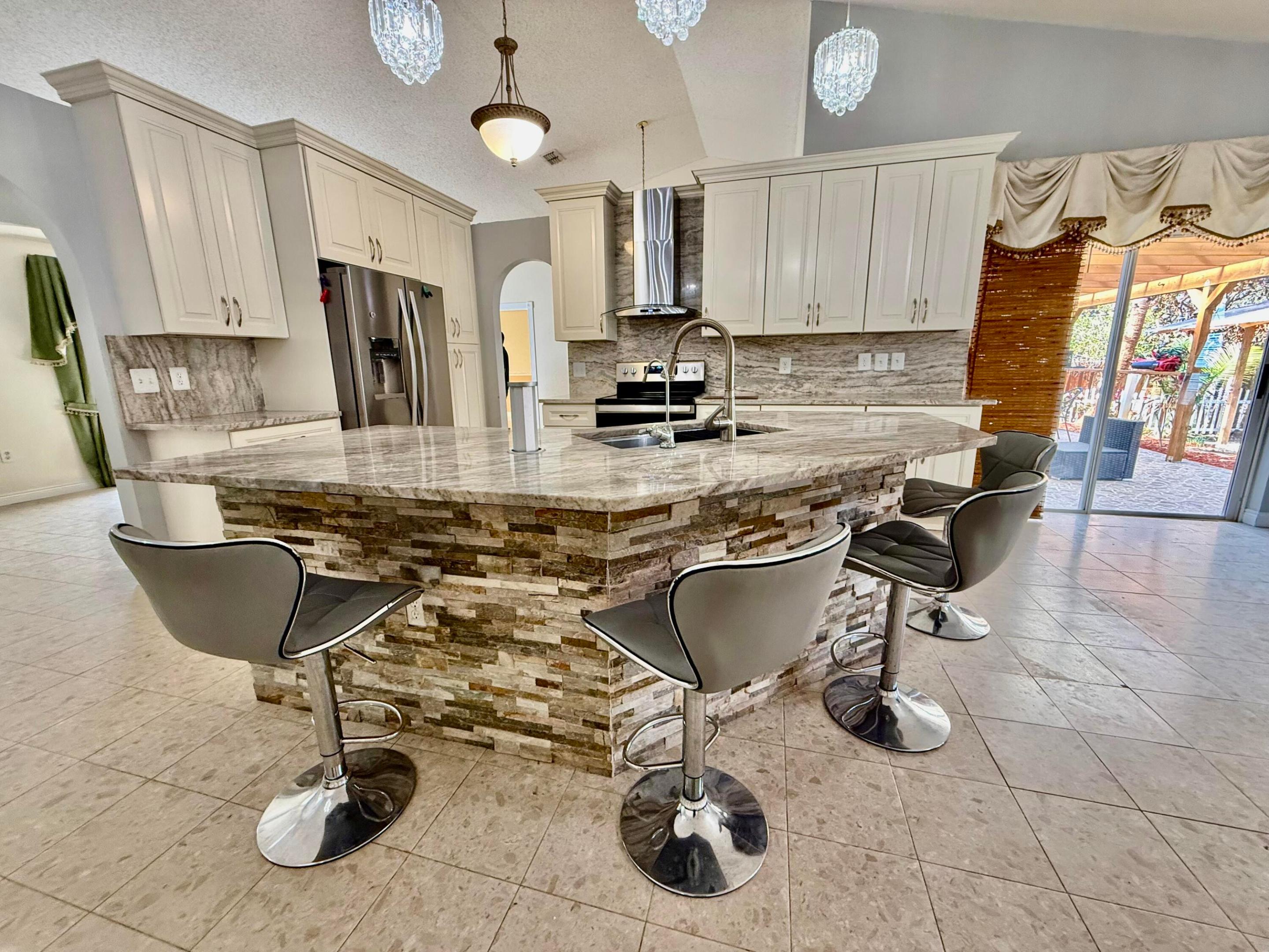 PORT ST LUCIE-SECTION 13 - Residential Lease