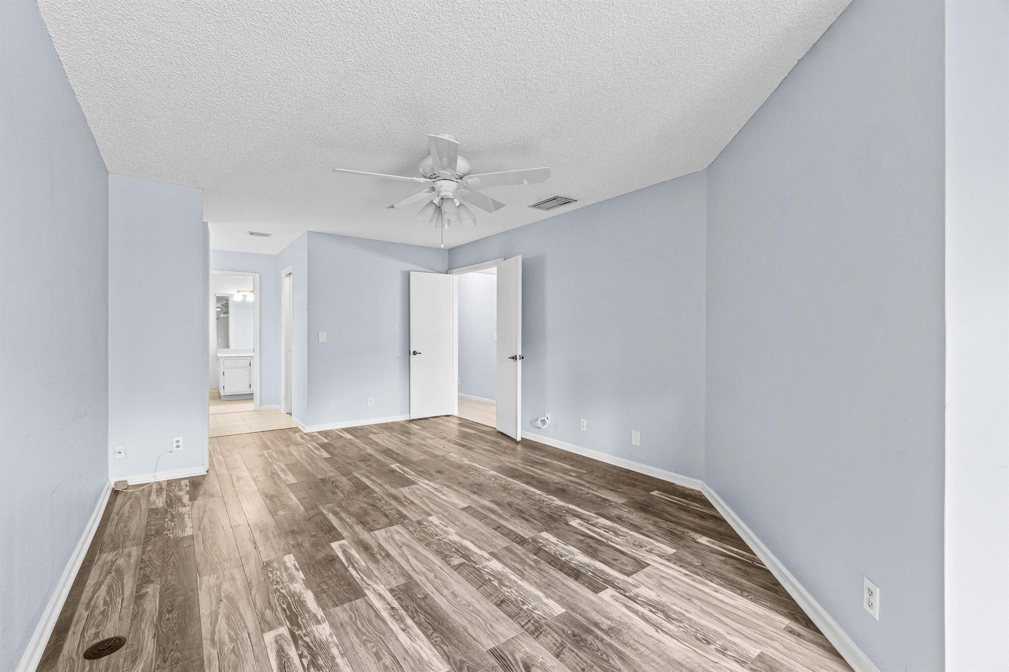 CEDAR POINT 5 - Residential