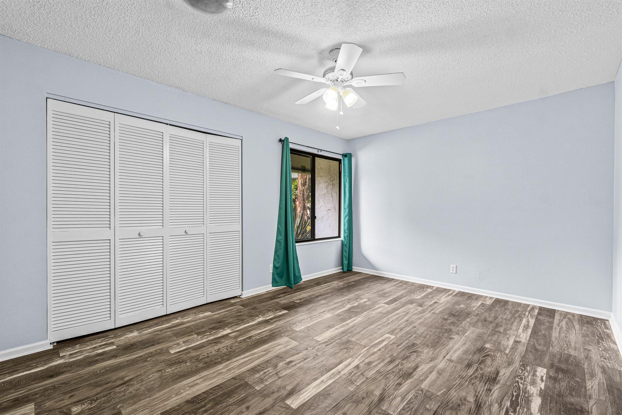 CEDAR POINT 5 - Residential