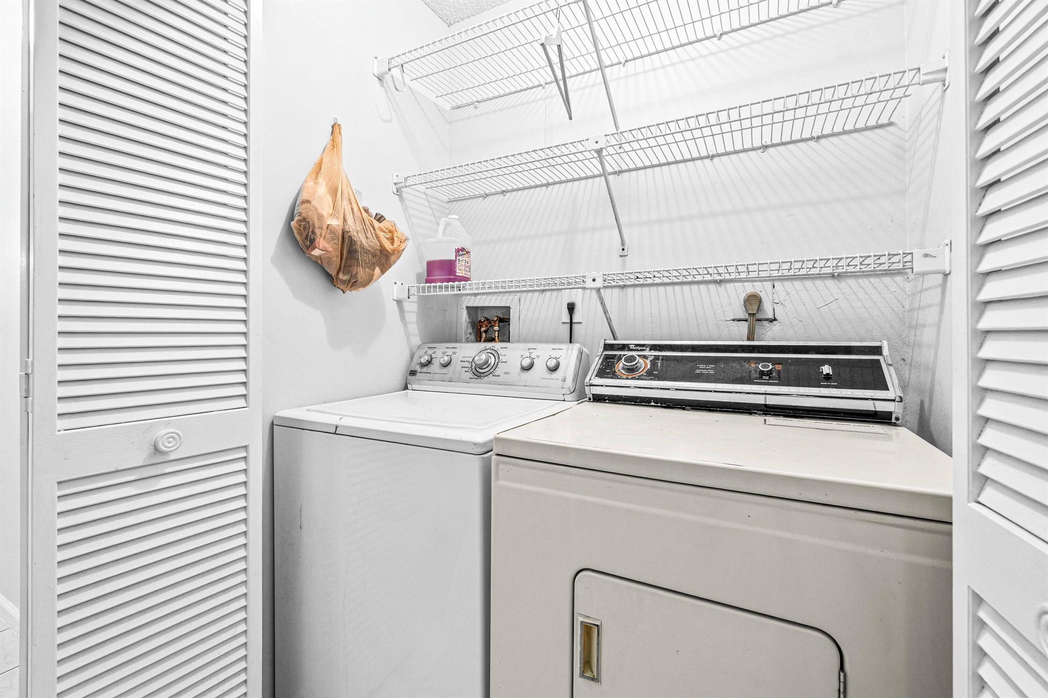 CEDAR POINT 5 - Residential