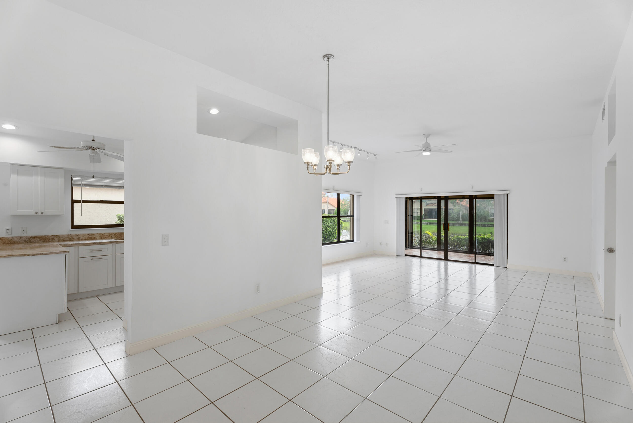 LA MARIPOSA - Residential