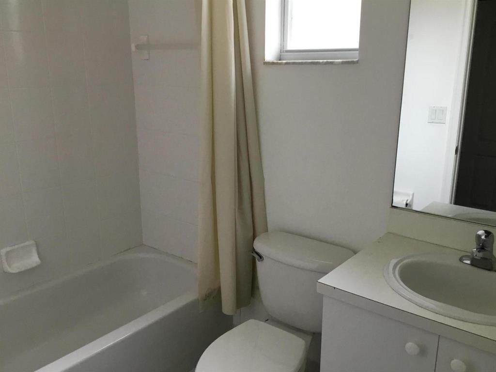 PORTOFINO SHORES - Residential Lease