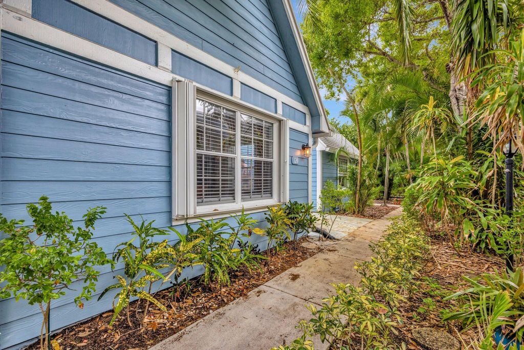 Photo of 120 Ocean Dunes Circle, Jupiter, FL 33477 (MLS # R11089871)