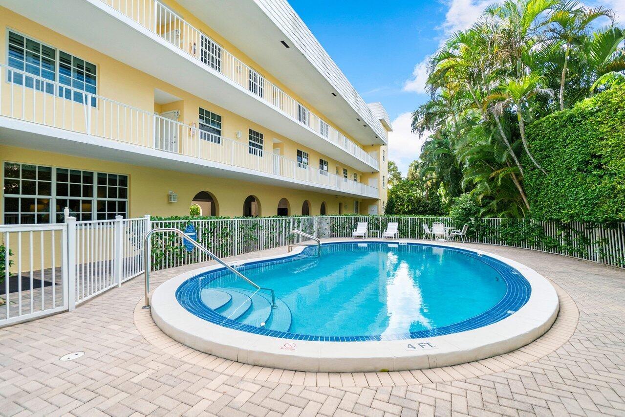 CHALET BY THE OCEAN CONDO - Residential