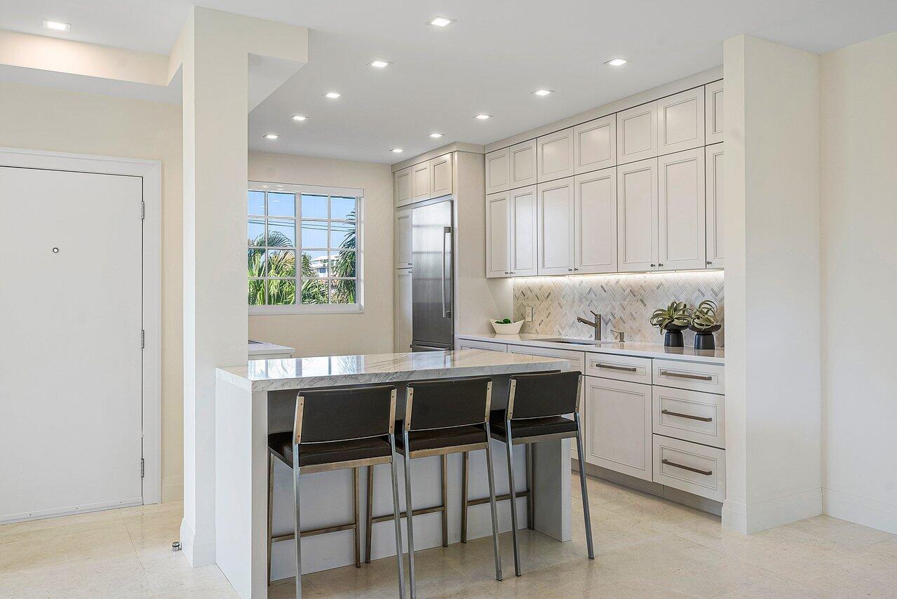 CHALET BY THE OCEAN CONDO - Residential