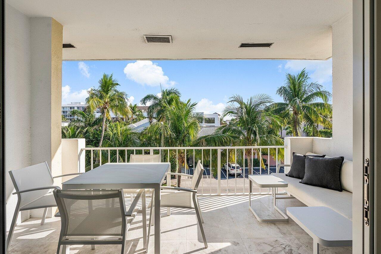 CHALET BY THE OCEAN CONDO - Residential