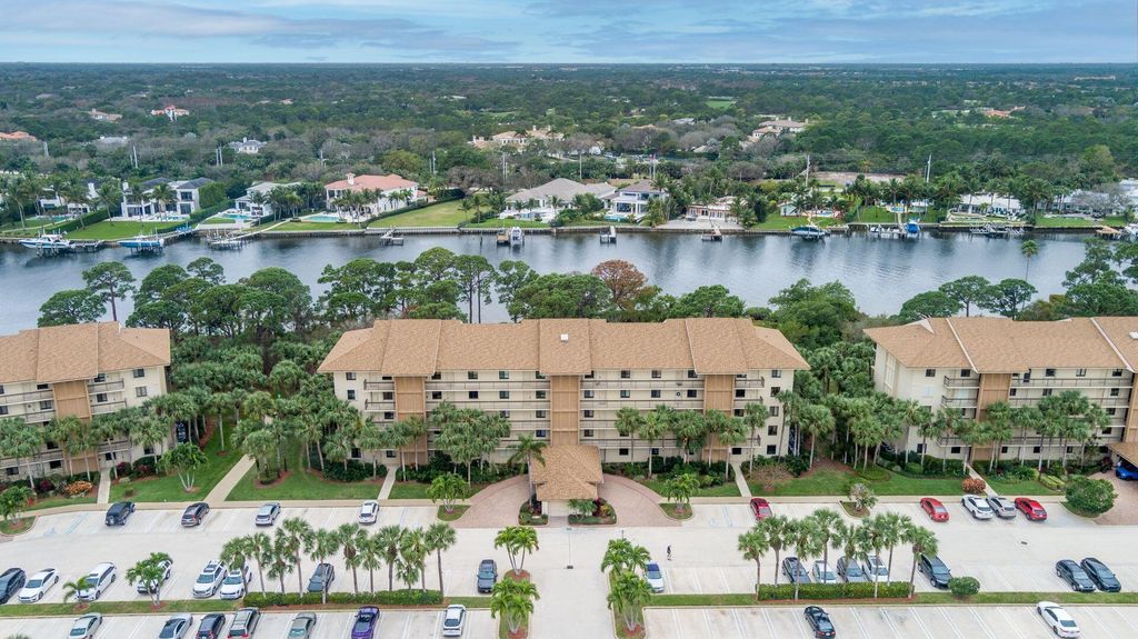 Photo of 2101 Marina Isle Way #105, Jupiter, FL 33477 (MLS # R10953133)