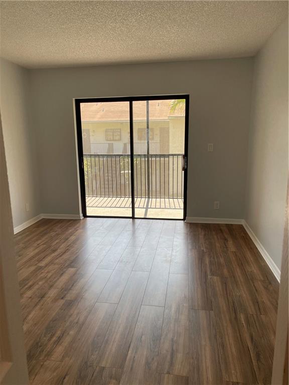 VILLAS AT MEADOW LAKES - Residential