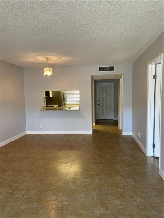 VILLAS AT MEADOW LAKES - Residential
