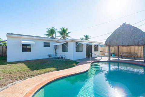 Tiny photo for 3110 Scanlan Avenue, Lake Worth, FL 33461 (MLS # B26010230)