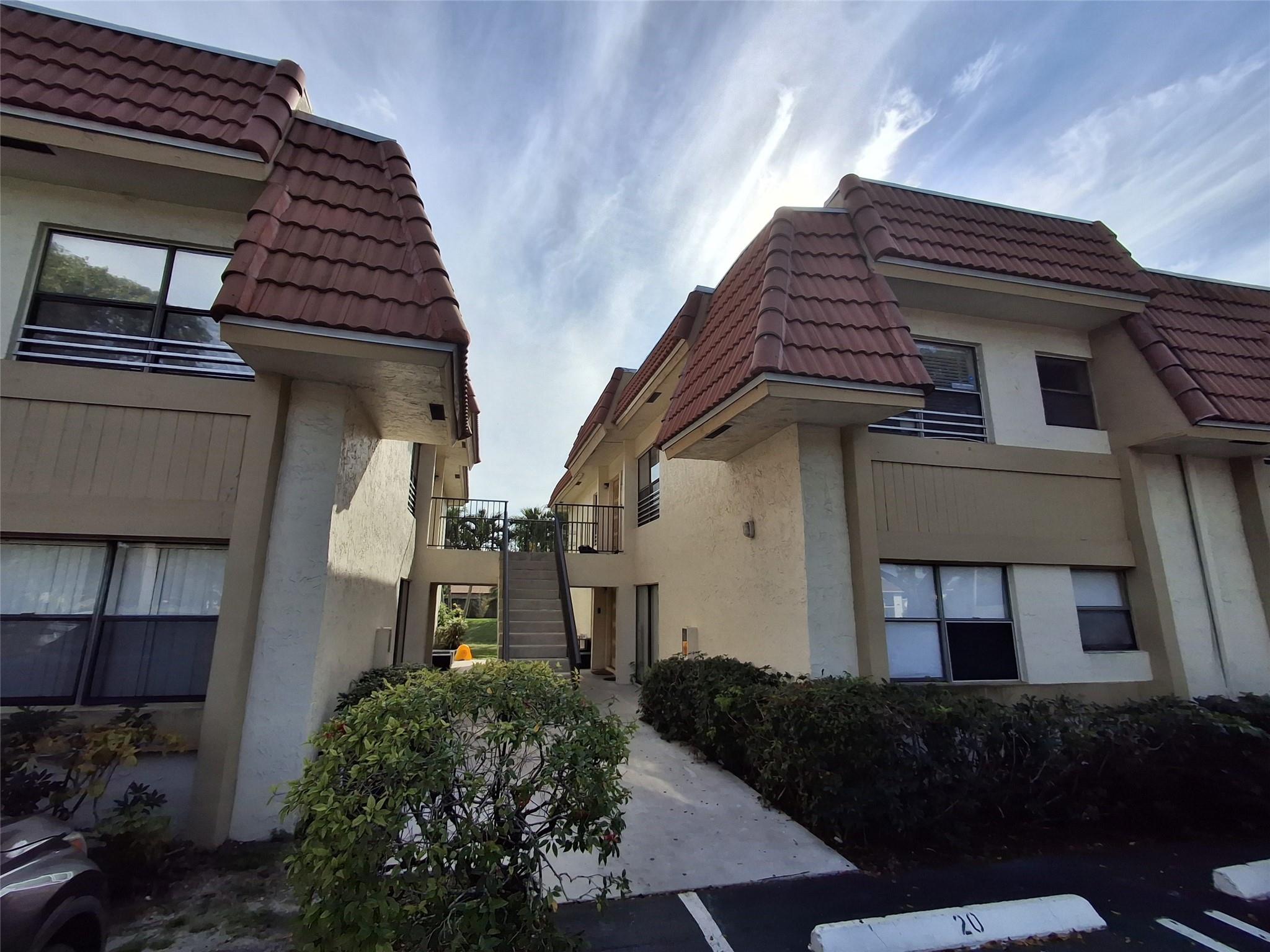 Grenadier Gardens - Residential Lease