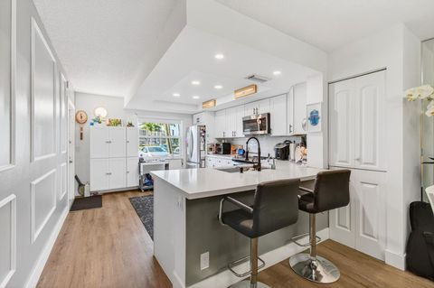 1018 Guildford A Boca Raton FL 33434