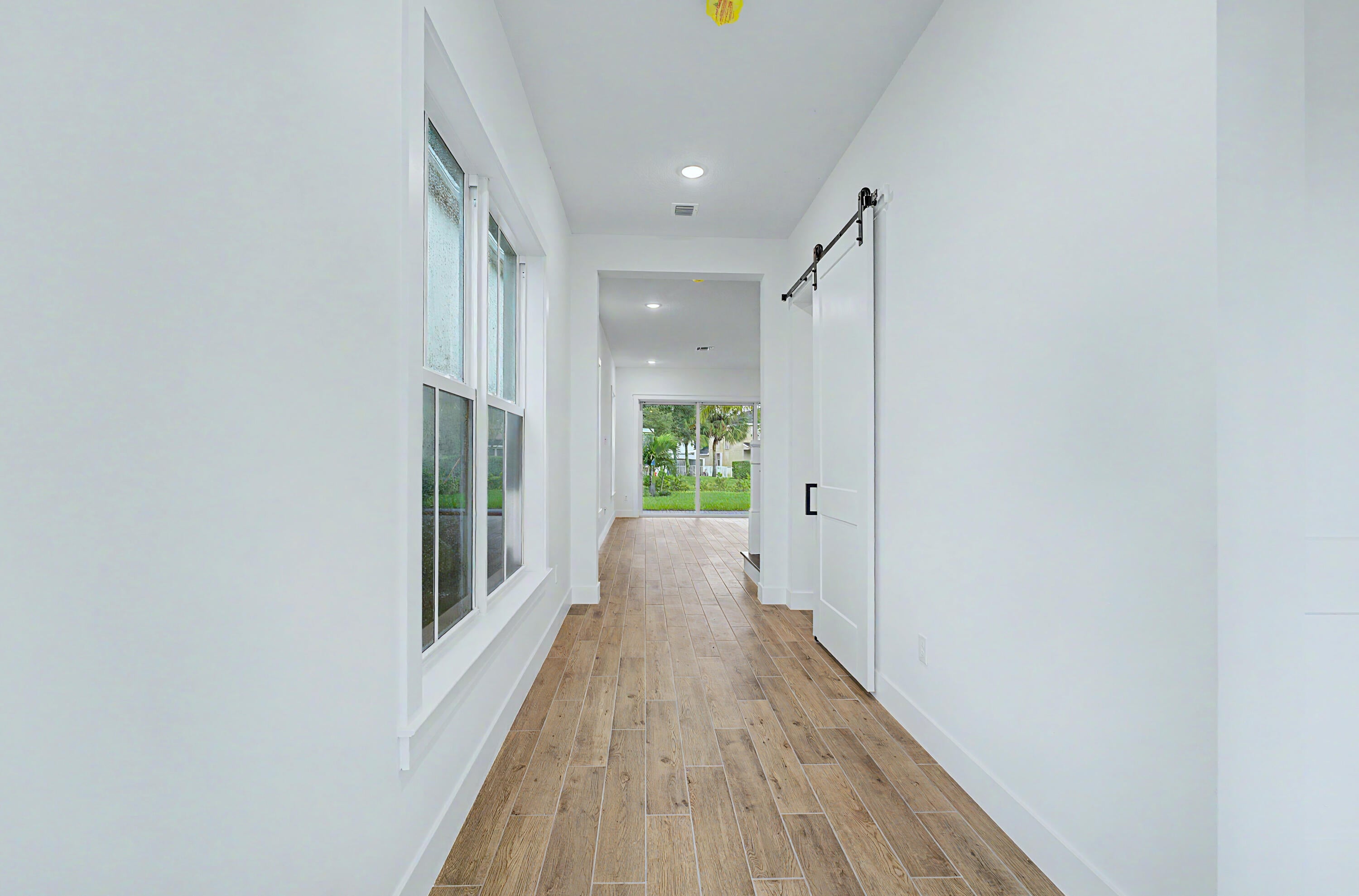 Properties 154 Parkside Way 14
