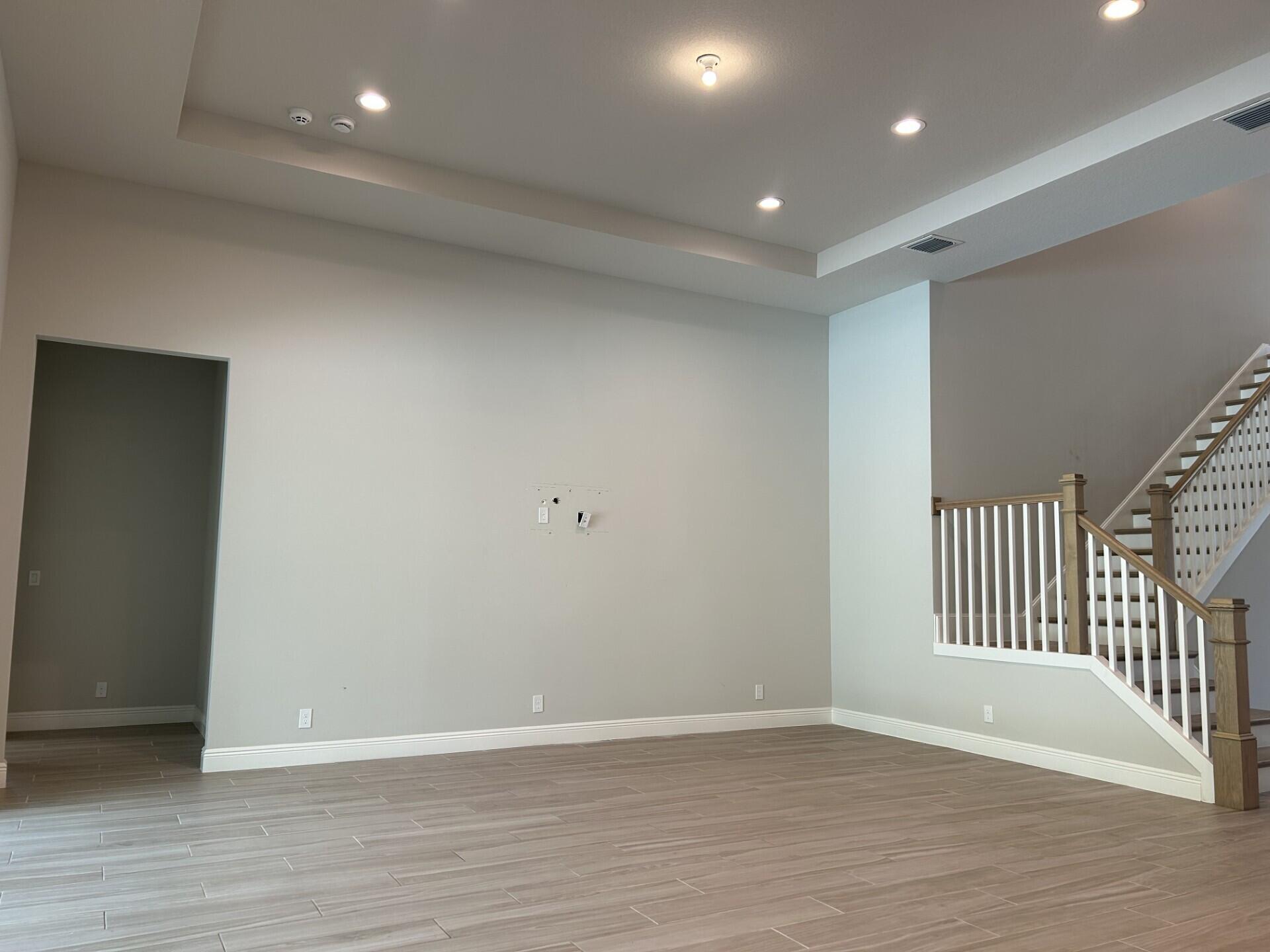 9268 Crestview Circle